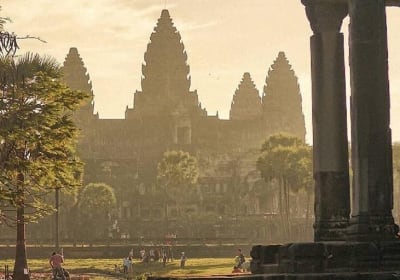 Angkor Wat & Tonle Sap Lake 2-Day Tour 2