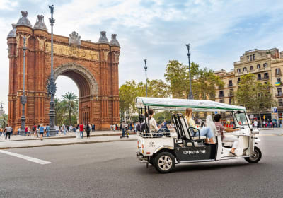 Eco Tuk Tuk Tour of Historic Barcelona 2