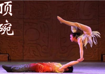 Beijing Evening Acrobatic Show with Private Transfer 2