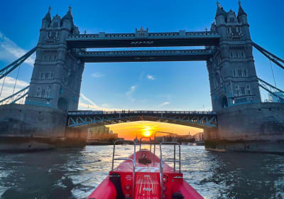 Thames Rockets Sunset Speedboat Experience 2