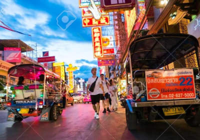 Bangkok Night Street Food Tour by Tuk Tuk 2