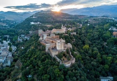 Alhambra & Generalife Skip-the-Line Tour 2