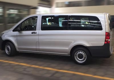 Shared Departure Transfer: Hotel to Bariloche Airport 2