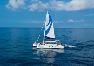 Afternoon Sail & Snorkel to Captain Cook Monument 2