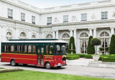 Newport Viking Trolley Tour with Mansion 2
