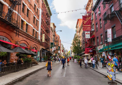 New York City Mafia and Local Food Tour led by NYPD Guides 2
