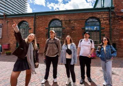 Best of Toronto Walking Tour W/ CN Tower and Boat Cruise 2