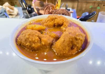 Kingston Downtown Food Walking Tour & Tastings 2