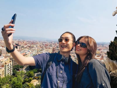 Explore Sagrada Familia & Gaudí’s Secret Stories Tour - image 2
