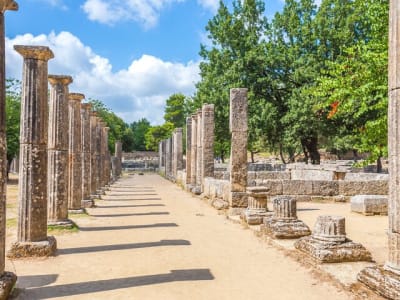 Olympia: Skip-the-Line Ticket & Audio Tour - image 2