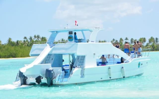 From Punta Cana: Los Haitises Trip with Montaña Redonda Tour