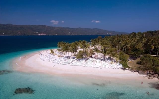 From Punta Canta: Whale Watching Cruise with Cayo Levantado
