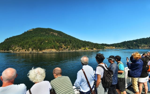 Victoria & Butchart Gardens Tour with Gulf Islands Cruise