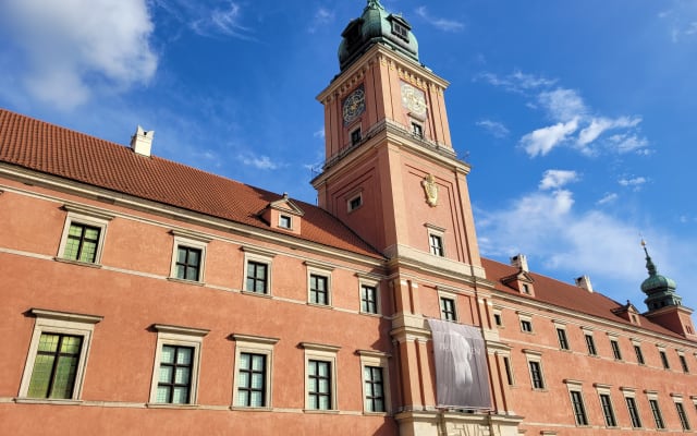 Warszawa: Zwiedzanie Zamku Królewskiego w j. Polskim 