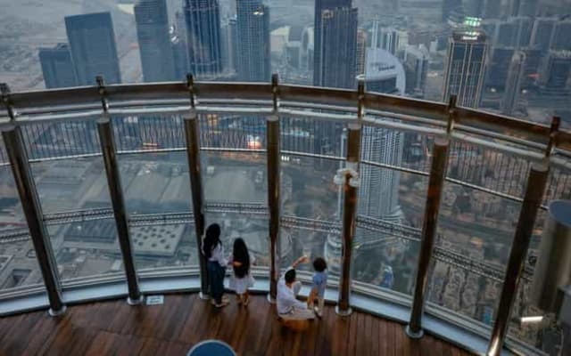Dubai: Burj Khalifa Level 124 and 125 Entry Ticket