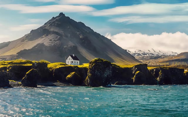 Snaefellsnes Peninsula: Guided Bus Tour