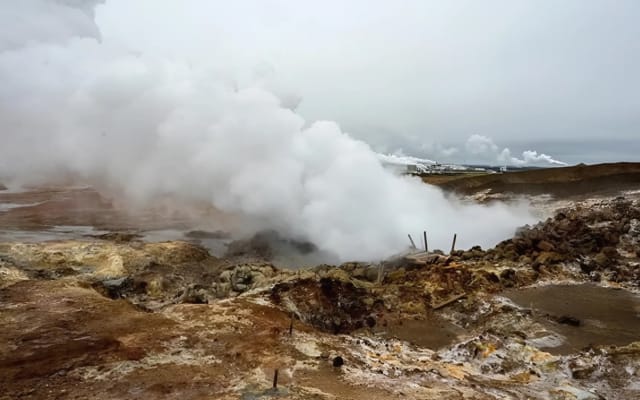 Volcanic Wonders: Reykjanes Tour