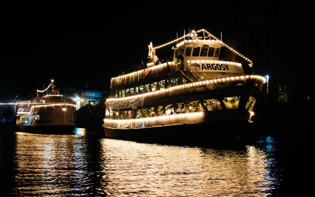 Seattle's Original Christmas Ship™ Cruise