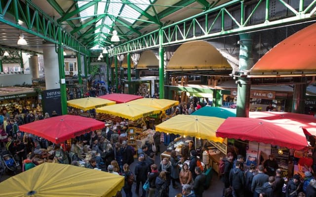 Borough Market & Beefeater Gin Distillery Small Group Tour