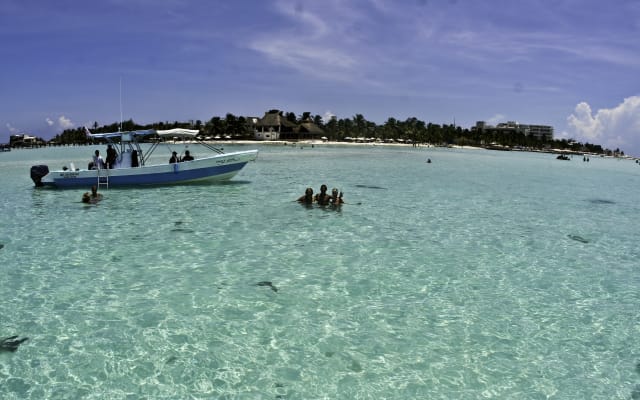 Dream Getaway Isla Mujeres Private Tour