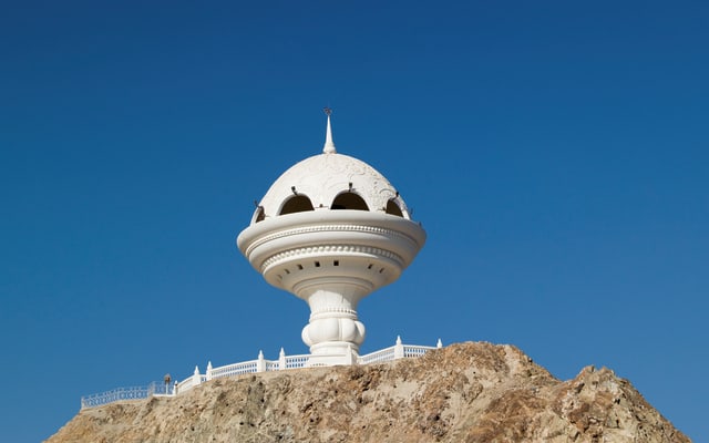 Discover Muscat: 24hr Hop-On Hop-Off Sightseeing Bus Tour