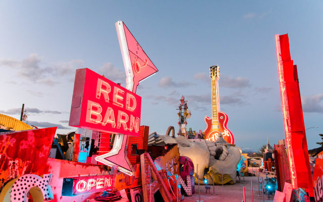 Las Vegas: Neon Museum Night Tour