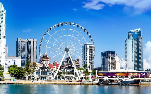 Skyviews Miami Observation Wheel