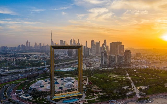 The Dubai Frame