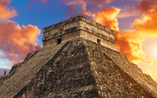Chichén Itzá Early Access + Cenote Ik Kil & Buffet
