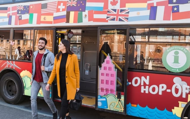 Hop-on Hop-off bus + boat tour Copenhagen