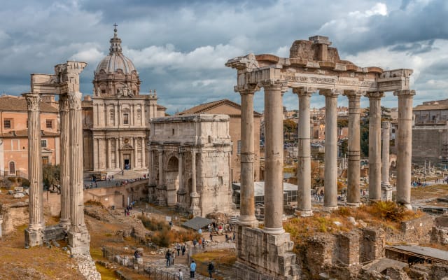 Touristation: Palatine Hill & Roman Forum Experience with Multimedia Video