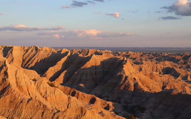 Mount Rushmore & Badlands Adventure