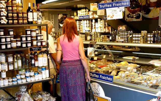 Sarlat Market & Gourmet Food Tour (private)