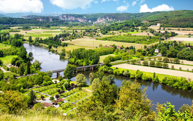 5-Day Dordogne Travel Package based in Sarlat (Shared)