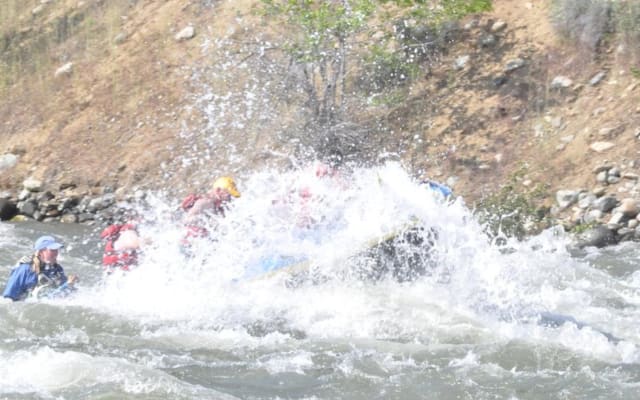 Wenatchee River Class 3 Whitewater Rafting Adventure
