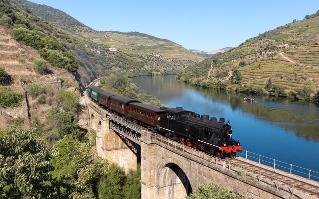  Douro Valley Trip to Pinhão by Train