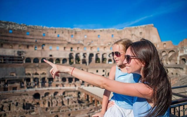 Colosseum Guided Tour - Palatine Hill & Roman Forum Entrance