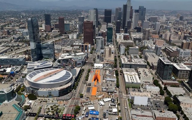 4 Hours Private Tour of Hollywood, Los Angeles and Beverly Hills with Multimedia