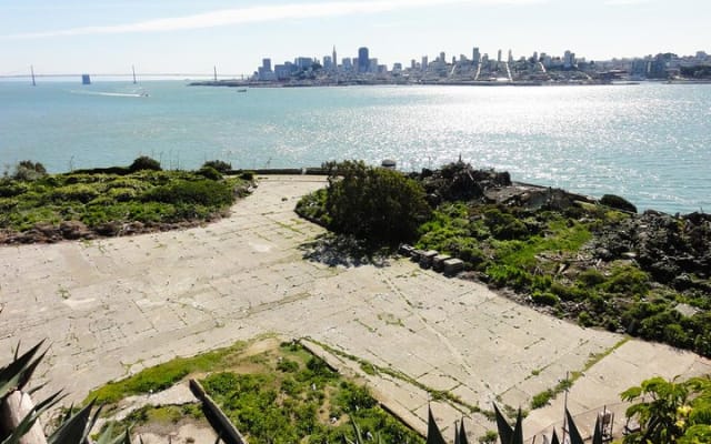 Alcatraz & Self Guided Electric Bike Tour - Bay City Bike