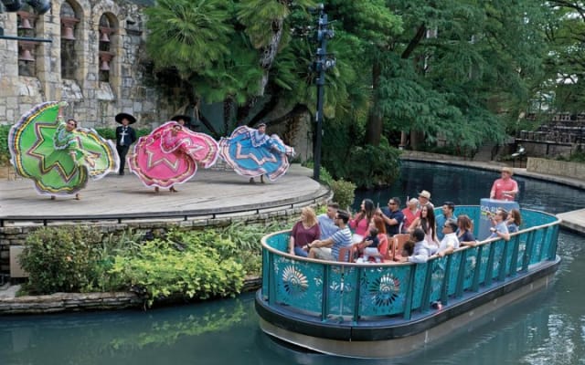 San Antonio Super Pass with Four Downtown Attractions