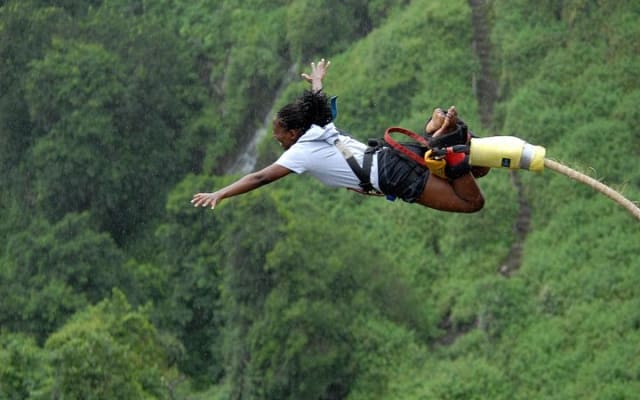 Bungee 111M (Solo Jump) Victoria Falls Bridge