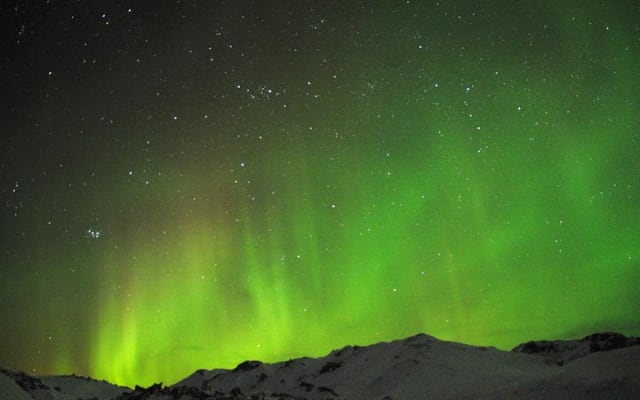 Northern Lights Minibus Tour from Reykjavik Including Free Photos