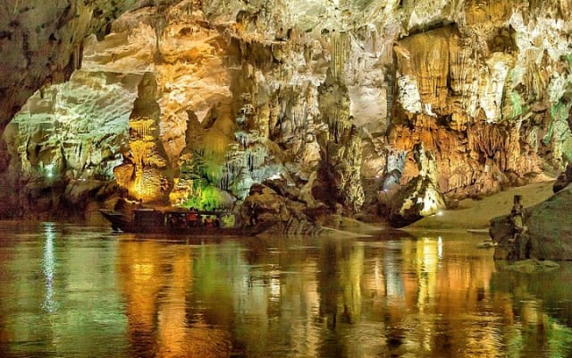 Visit Phong Nha Caves Tour from Hue