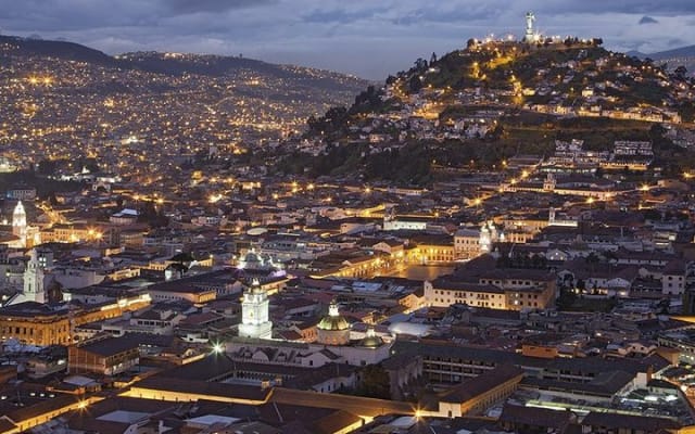 Quito City Tour, Equator Museum and Pululahua Crater
