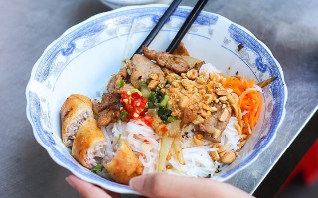 Top Notch Street Food Tour On Motorbike In Ho Chi Minh 