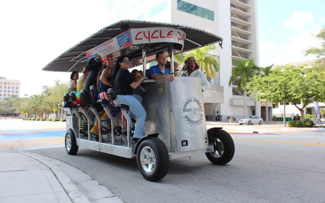 Pedibus Pub Crawl in Fort Lauderdale