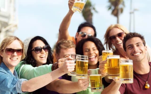 Happy Hour Downtown Pub Crawl
