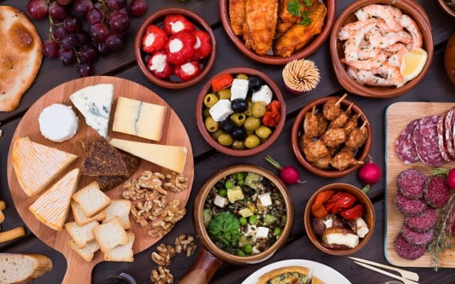 Tastes of the World Food Tour in Winter Haven 