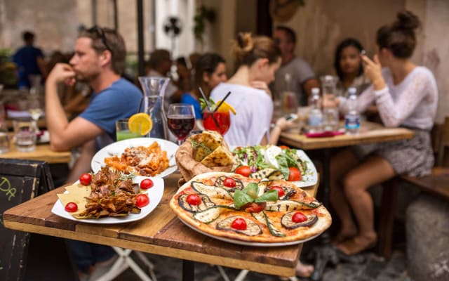 Rome: Private Roman Street Food Walking Tour with Tastings