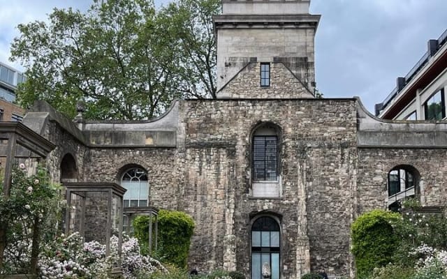 London literary tour and creative writing workshop
